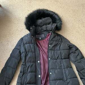 Tommy Hilfiger Women's Black Puffer Jacket with Faux Fur Hood - Size S